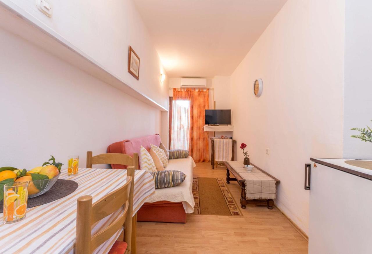 Savic Biograd Apartment บีโอกราดนาโมรู ภายนอก รูปภาพ