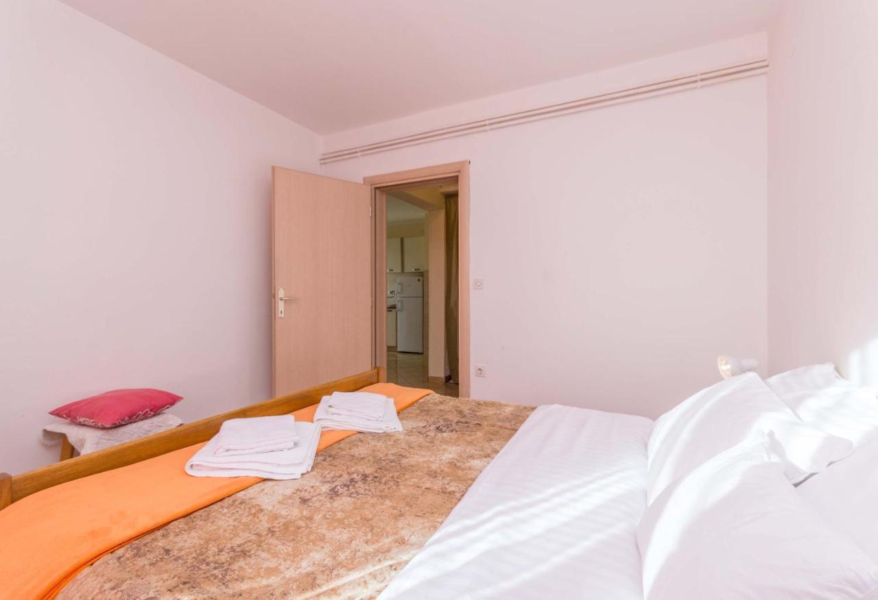 Savic Biograd Apartment บีโอกราดนาโมรู ภายนอก รูปภาพ