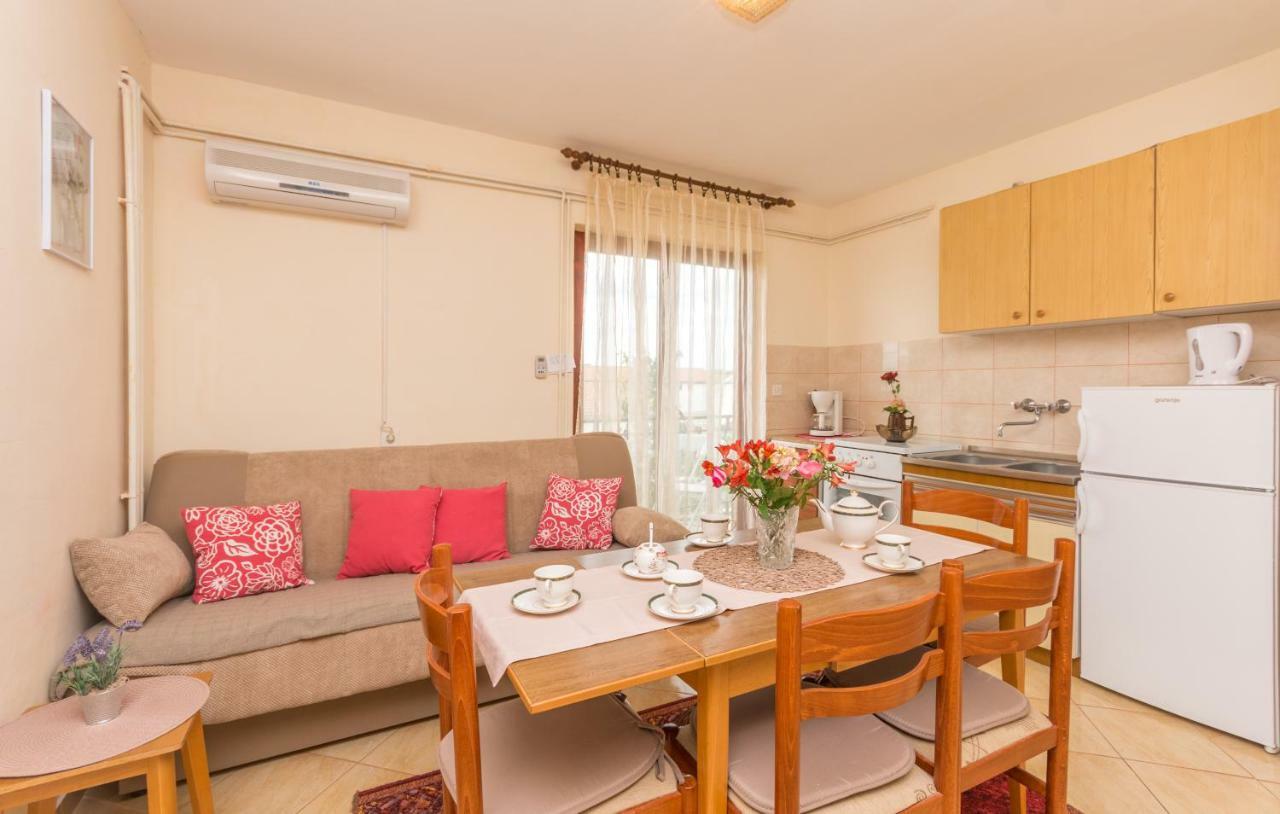 Savic Biograd Apartment บีโอกราดนาโมรู ภายนอก รูปภาพ