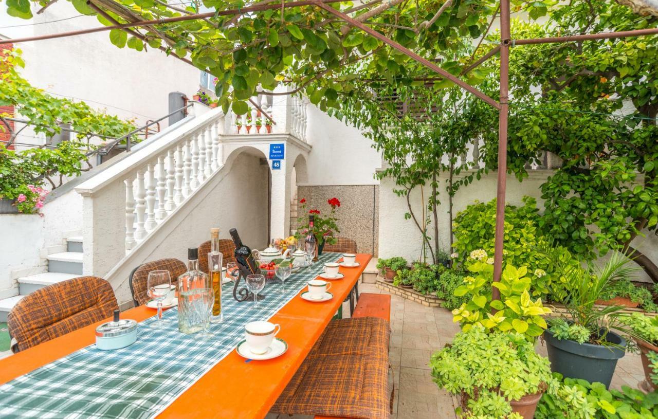Savic Biograd Apartment บีโอกราดนาโมรู ภายนอก รูปภาพ